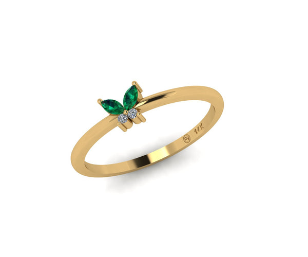 14 KT Gold Emerald and Diamond  Winged Ring