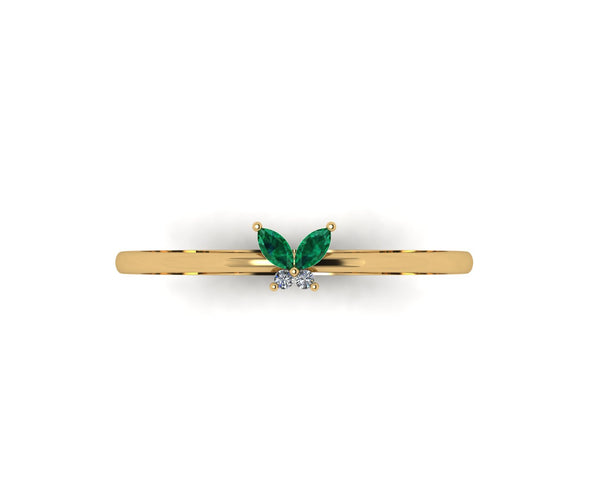 14 KT Gold Emerald and Diamond  Winged Ring